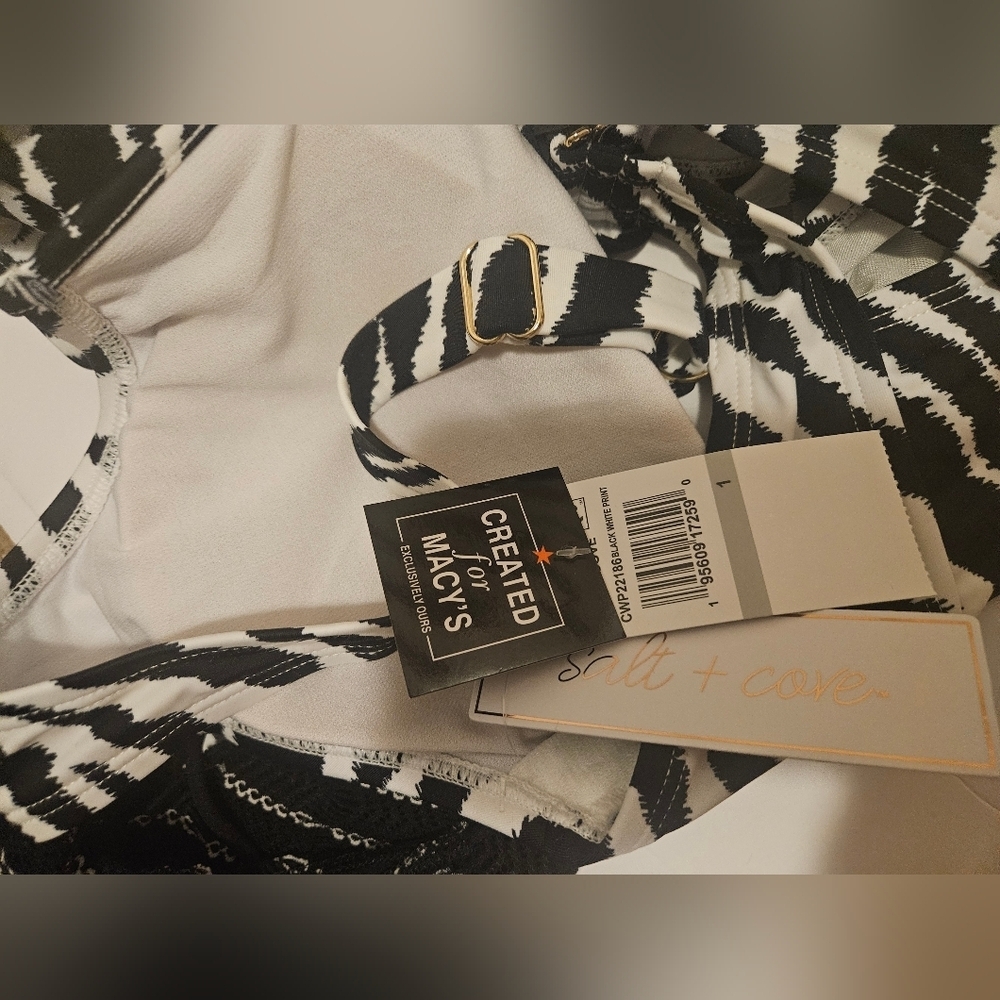 Salt Plus Cove-  Women's 16-18 Zebra Print Cutout Swimsuit NWT - Picture 9 of 11